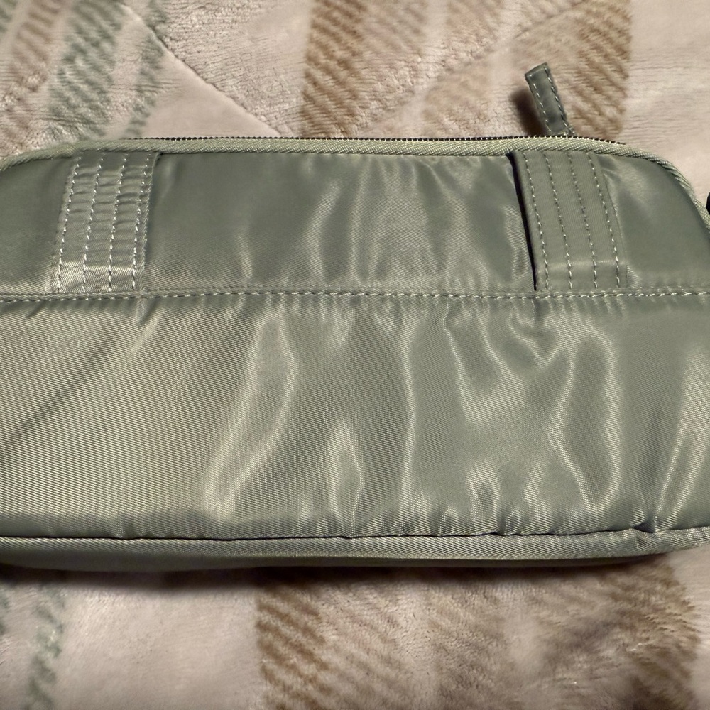 Lug Quilted Sage Green Coupe XL - Picture 2 of 3